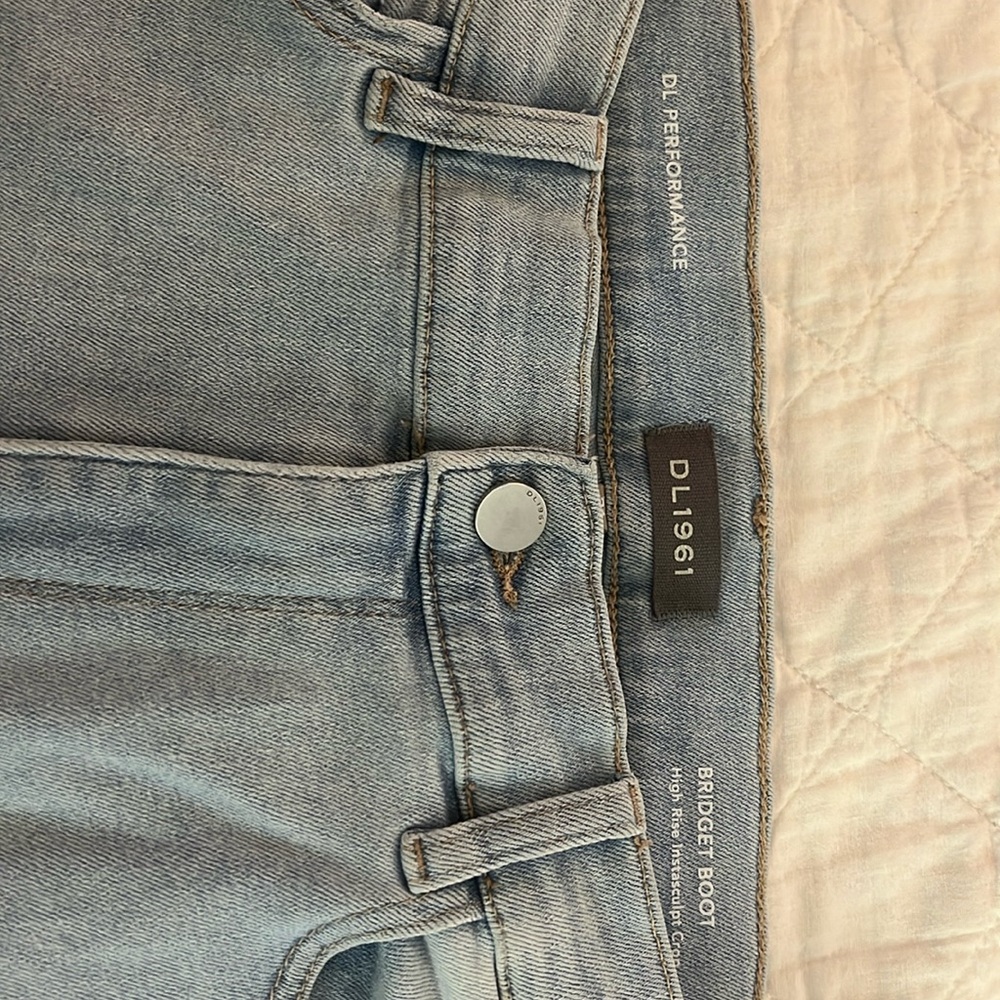 DL1961 light denim jeans!!!! Made in the 🇺🇸